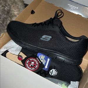 Black nonslip sketchers